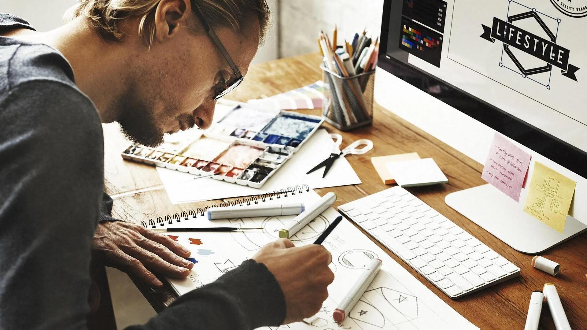 Top 12 professional logo design programs for desktop